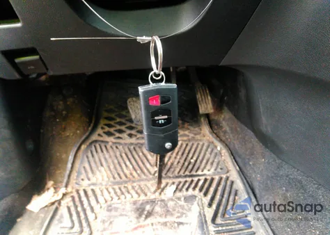 2012 Mazda Mazda3 I Touring z USA, uszkodzony, nr VIN JM1BL1V80C1639028